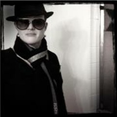 Nadia Podolsky - VOLATL