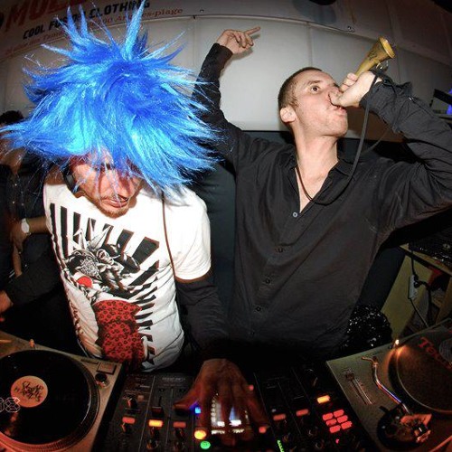 Dj Gomor & Cybersonic-Disco Knights (Cybersonic Knights Of The Old Republic)