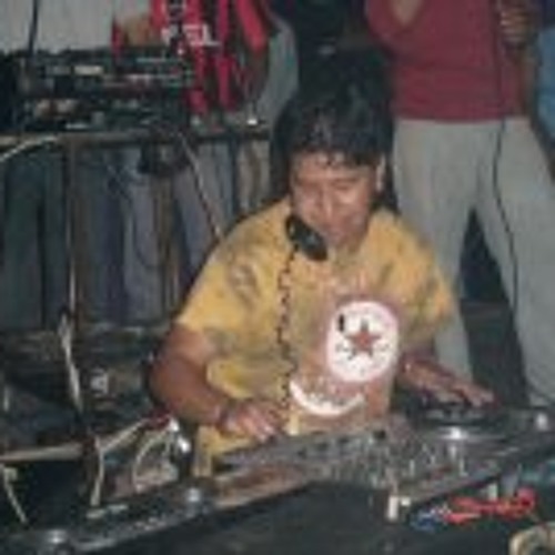DJ LUIGUI EN LA GOLDEN
