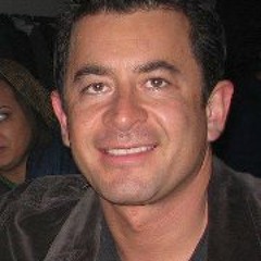 Robert J Garcia