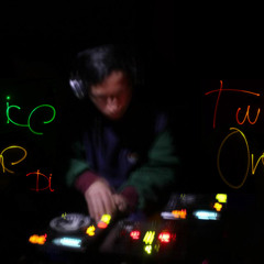 Twice One ᵈʳᵘᵐ ᵃᵑᵈ ᵇᵃˢˢ