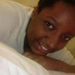 Pretty Laeticia Rock