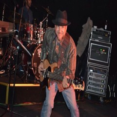 01 BUMP CITY 2 TRACK MASTER