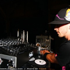 HoliC AkA Leende / Strize