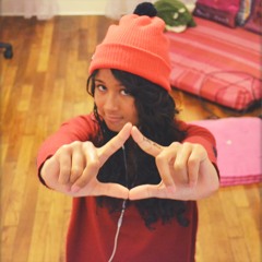ElyssaBzz