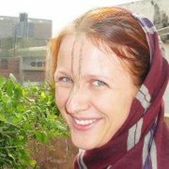 03.12.00 An out-of-this-world kirtana with Sripad Aindra Prabhu!!