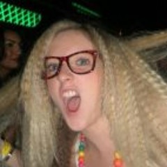 'Chloë Eleanor Geake'