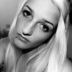 Claudia Vrhovnik Maww