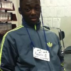 Pretty Hitsquad Lauran