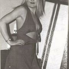 Amanda 'mandoxdafox' Hart