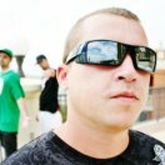 Michael MurdaOne Thibault