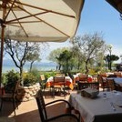 Sirmione Green Beach