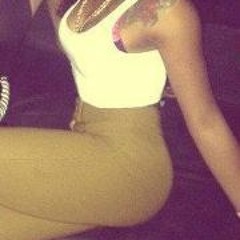 Christy MackinMode Season