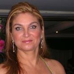 Carla Loures Canto Darin