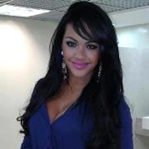 Stream Aline Bernardes music | Listen to songs, albums, playlists for