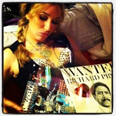 Miss L-Bo (Leah Bee)