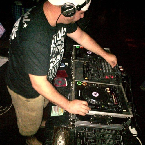 Dj trashy-Separate Wayz