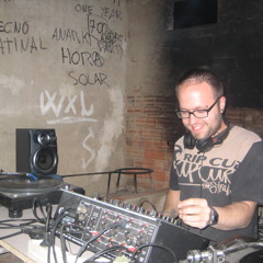 DiegoOlaz.    Orbital    Orphan