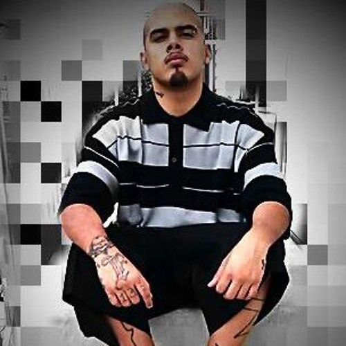 LITTLE FLACKO FT. THA REAL SMOKEY-LIVING THA LIFE REMIX