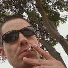 Derick "Burnt Reynolds"