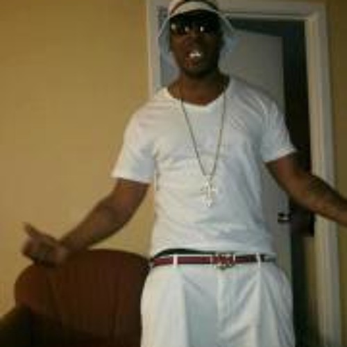 Gangsta Gutta Featuring Jwrek Fronting 4 Dem Bitches