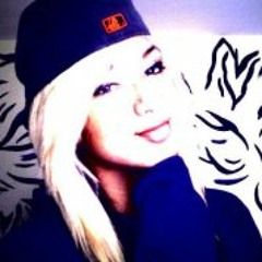 Cookiee Superbad Velez