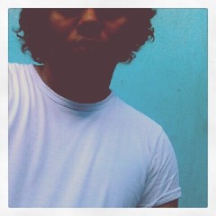 La vuelta al mundo para abrazarte por la espalda (Demo)