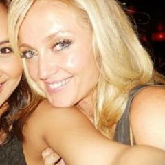 chezza.harvey@gmail.com