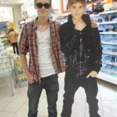 chikovaniofficialmusic