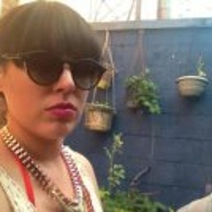 SARAH hanging at Filips