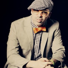 "Follow The Moonlight" - Robert Glasper Black Radio Remix