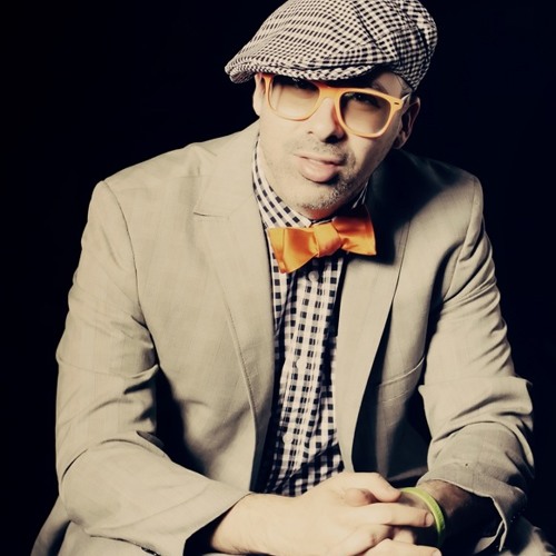 "Follow The Moonlight" - Robert Glasper Black Radio Remix