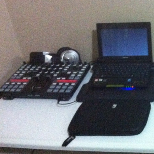 Stream Dj Xpel Listen to mixers playlist online for free on SoundCloud