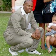 Papy Jesse (Mike Lawry)