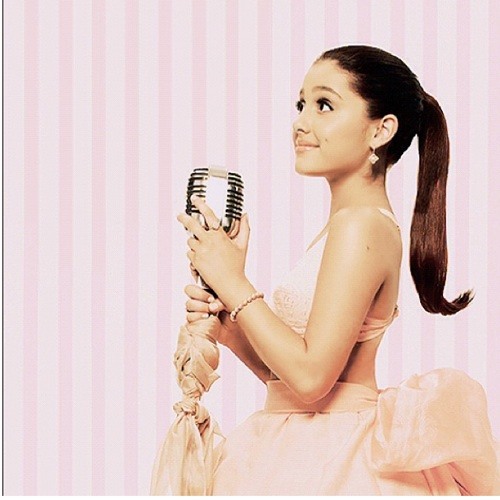 Stream angelamgrande music | Listen to songs, albums, playlists for