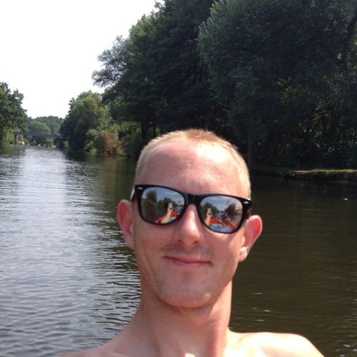 Stream Der Erste ....! Nich Ganz Rein , Aber Fein Dj Axel Benz & KTM ...