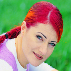 01 Ali (Entarisi Ala Benziyor)