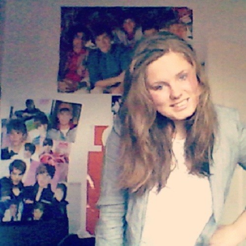 Stream Turning tables adele cover by taylorrtommo Listen online for