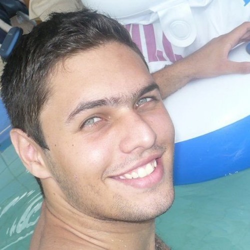 Rafael Pizzoni’s avatar