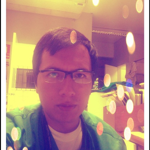 Stream La Miel En Tu Ventana by jose_samanez Listen online for free