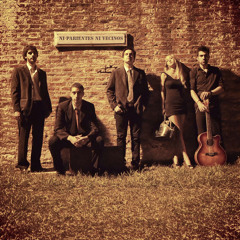 Ni Parientes Ni Vecinos