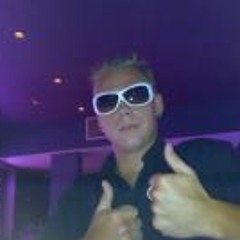 17 The Name Of The DJ (Buzz Fuzz Mix)