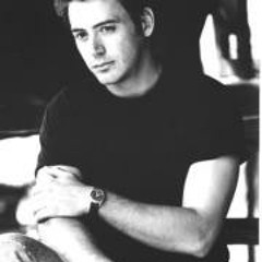 Aaron Gillette
