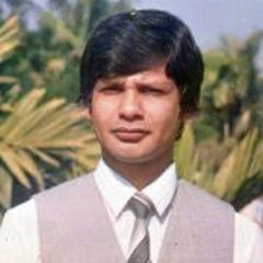 ''আমায় যে পিছু ডাকে''