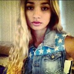 Pia Mia Perez Dancer