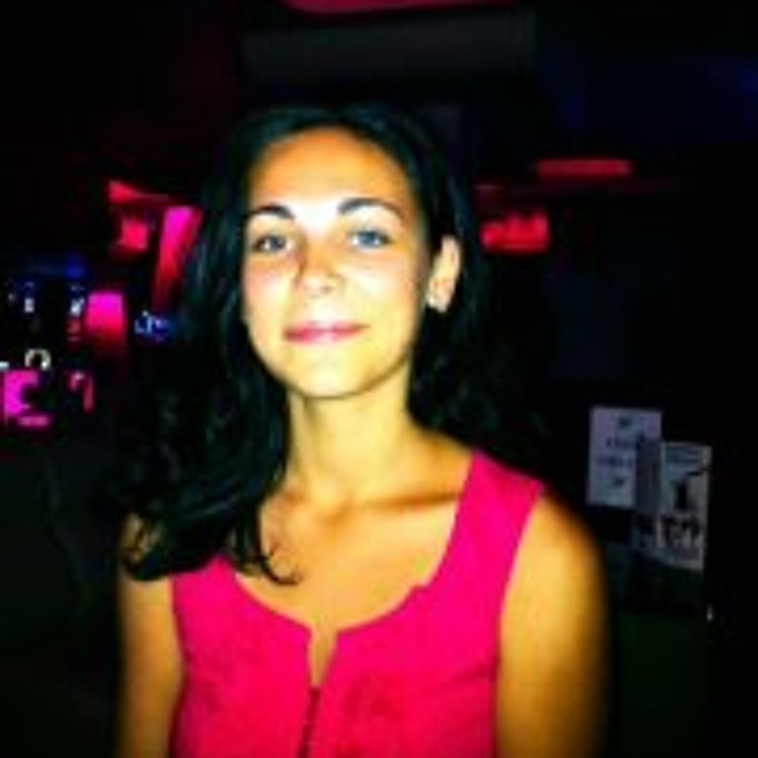 Ukrainaning Kanev shahrida telefon orqali jinsiy aloqa