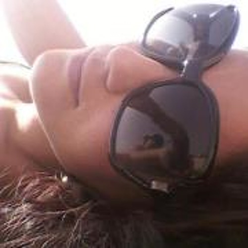 Rafaela Santos 8’s avatar