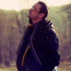 manole the quiet listener