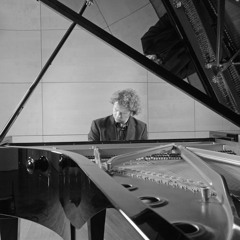 L.van Beethoven/Piano Concerto No.1 in C-Major 1.movement:Allegro con brio/Christoph Scheffelt,piano