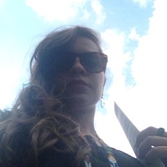 claudia_15_@hotmail.com